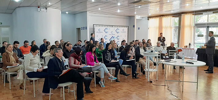 1º Entrevero da ACI-E qualifica associados sobre gestão e liderança