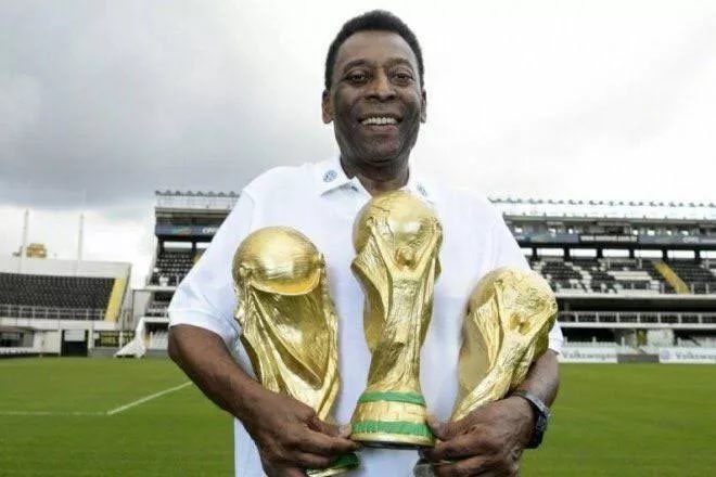 Morre o Rei do Futebol