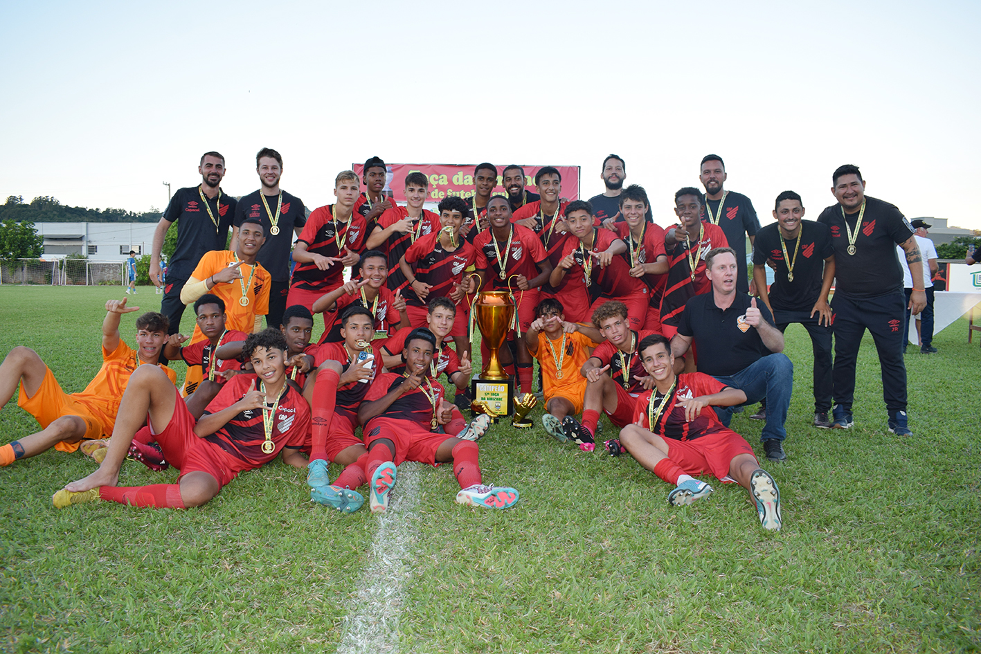 Atlético Paranaense é campeão invicto da Taça da Amizade em Roca Sales