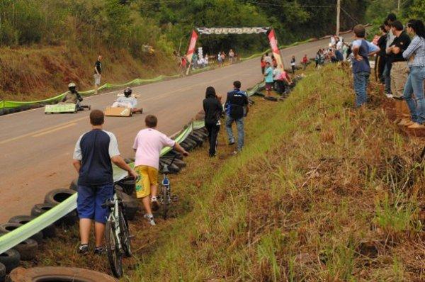 Encantado promove o 1º Festival de Carrinho de Lomba 