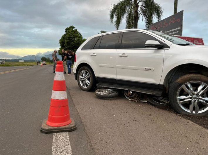 Motociclista de Roca Sales morre em acidente na ERS 130 em Arroio do Meio