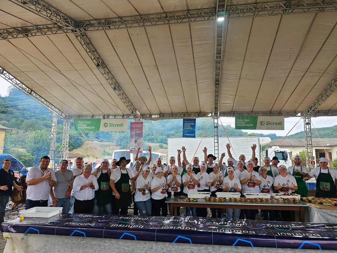 Festival dos Festivais de Nova Bréscia é um sucesso 