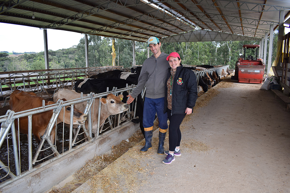 Wanderson e Vanessa em Vespasiano Corrêa tem paixão e dedicação pelo gado leiteiro 