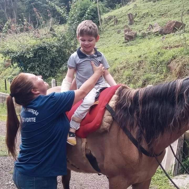 9 de Agosto Dia Nacional da Equoterapia