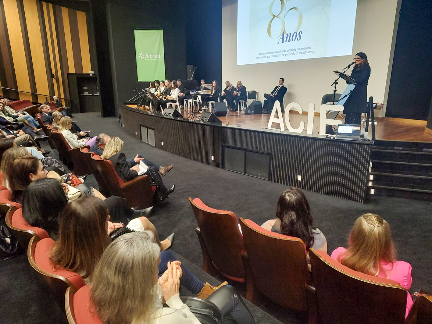 Líderes destacam trajetória inspiradora da ACI-E no aniversário de 85 anos