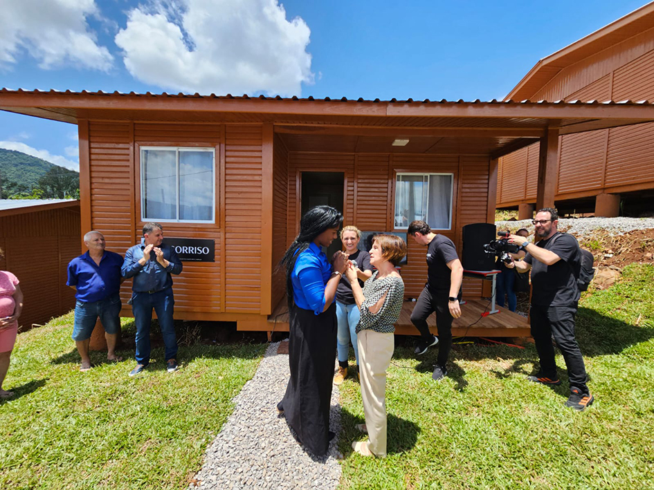 Grupo Front entrega as primeiras casas definitivas em Muçum através de doação da iniciativa privada