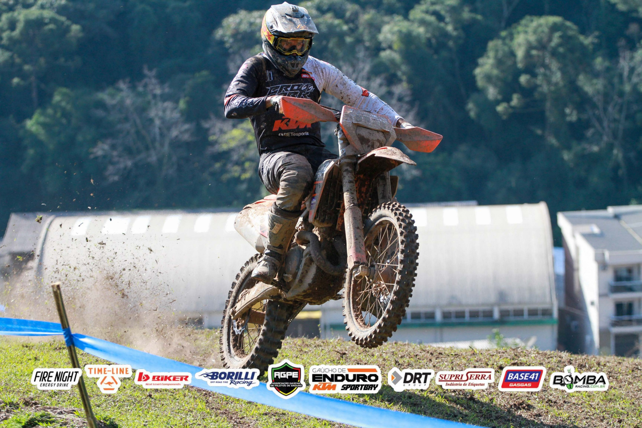 172 pilotos participaram da 3ª etapa do Gaúcho de Enduro em Nova Bréscia