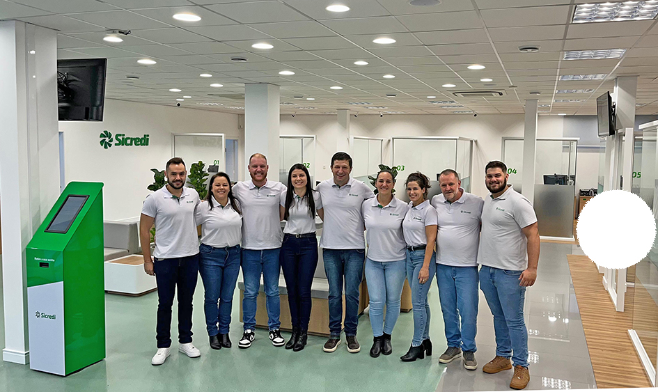 Sicredi reinaugura agência em Putinga