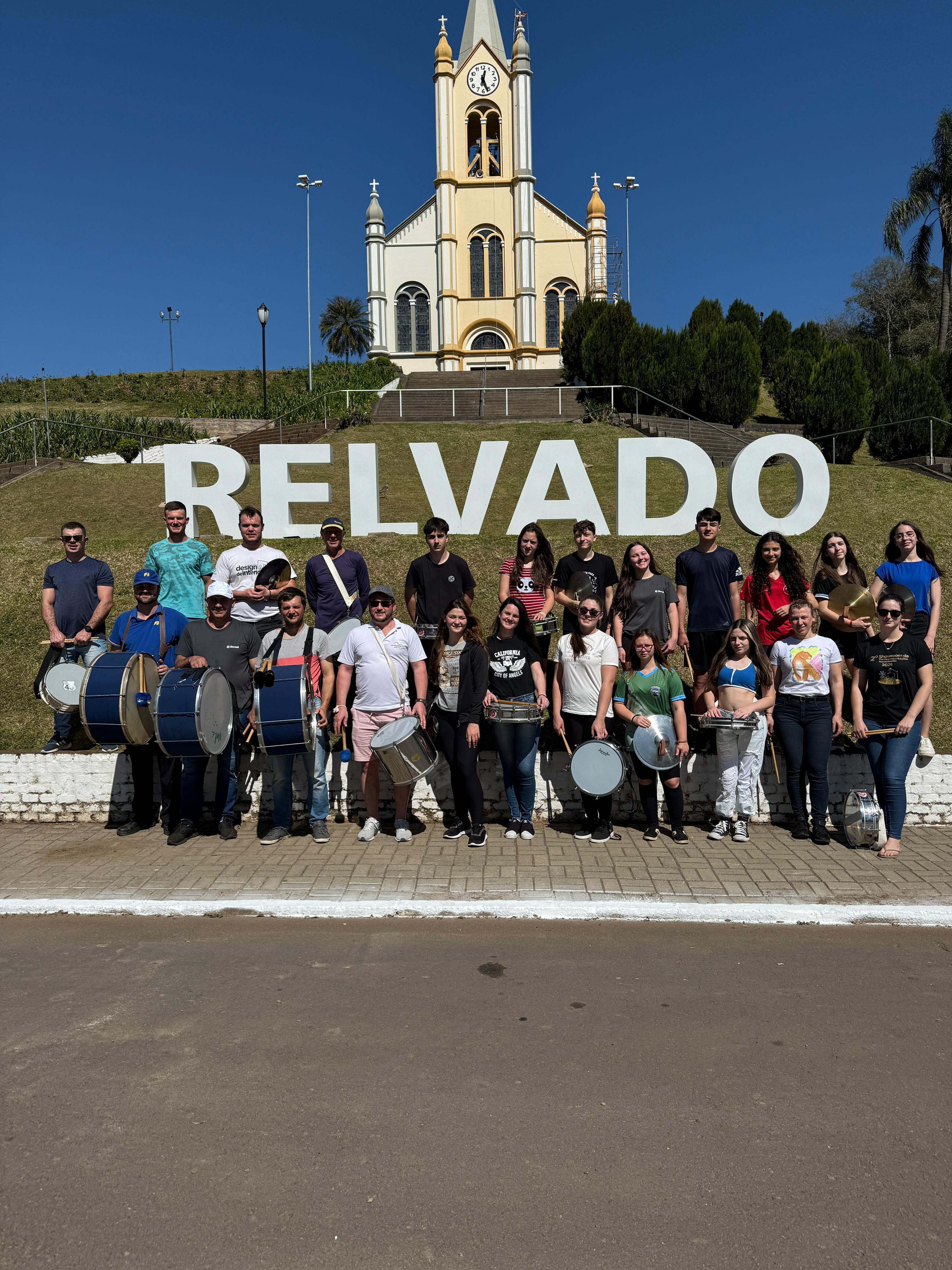Com quase meio século de história, Banda Marcial de Relvado se prepara para performances cívicas