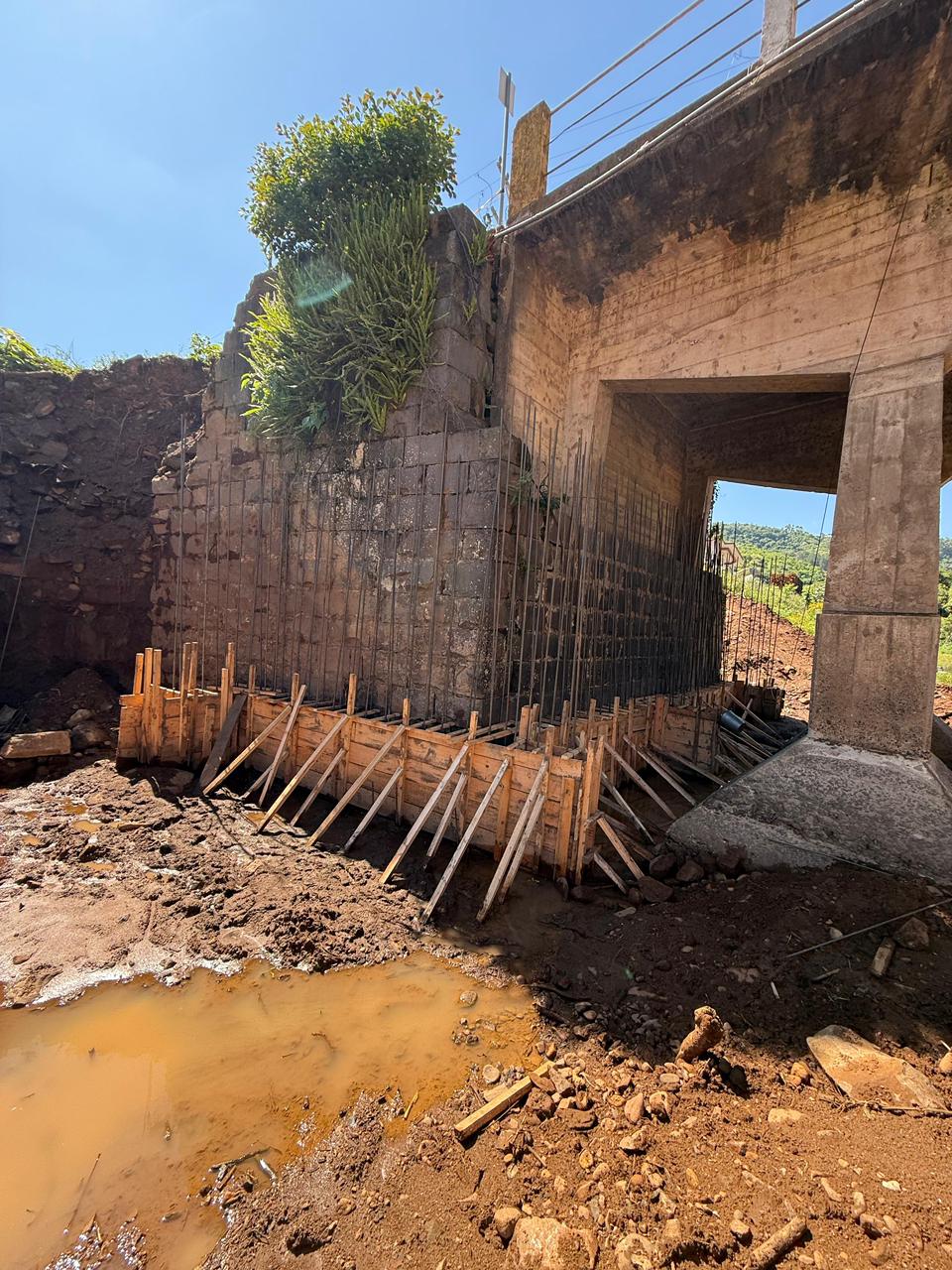 Obras nas cabeceiras da Ponte na Avenida Independência em Relvado têm início