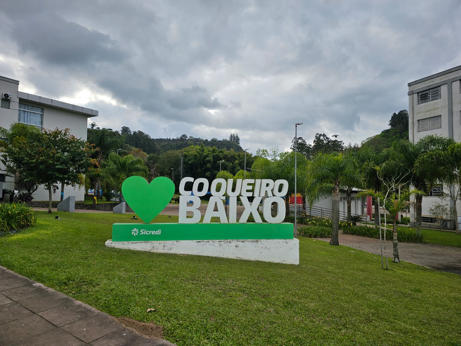 Praça Adélcio Domingos Sestari de Coqueiro Baixo