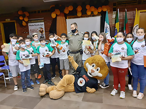 Formatura do PROERD na Escola Estadual Jardim do Trabalhador