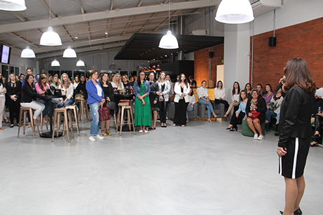 Happy Hour celebra o Dia do Empreendedorismo Feminino