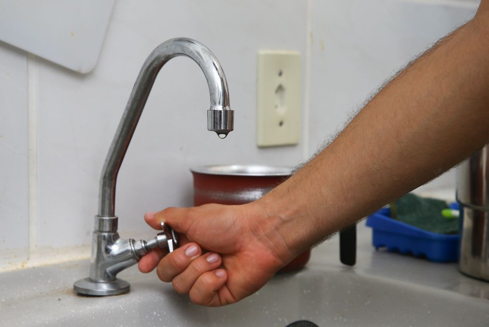 Algumas residências em Encantado estão sem água
